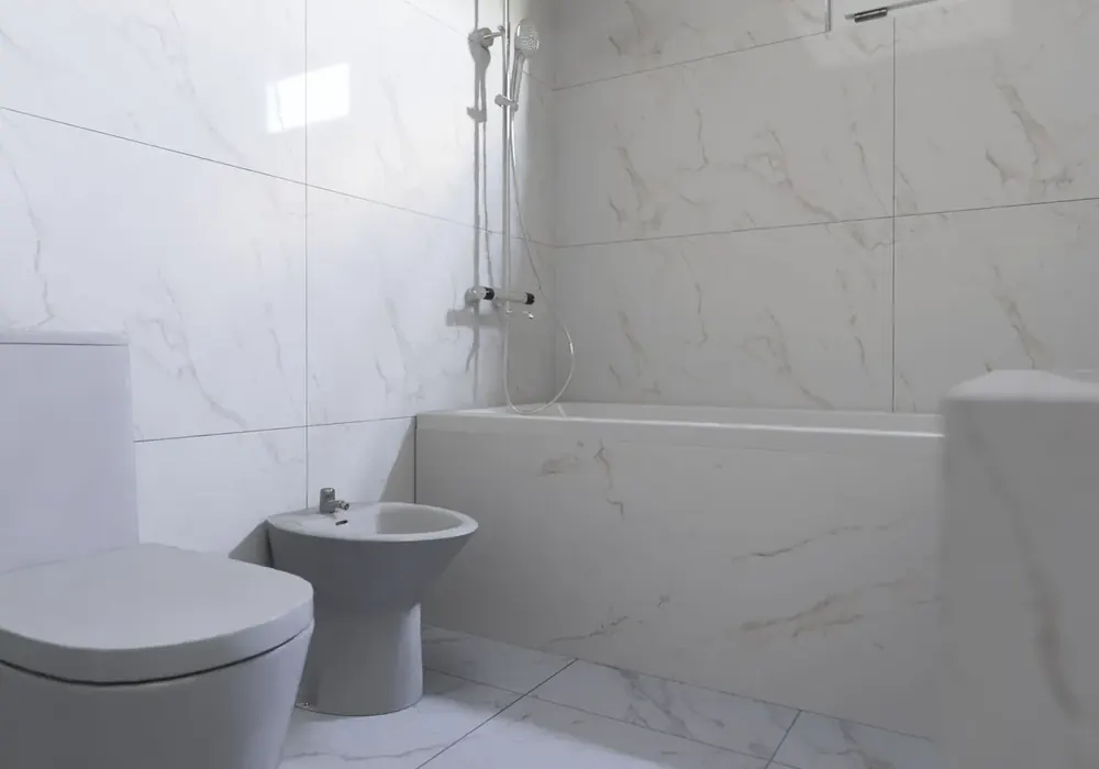 Compact guest bathroom after renovation